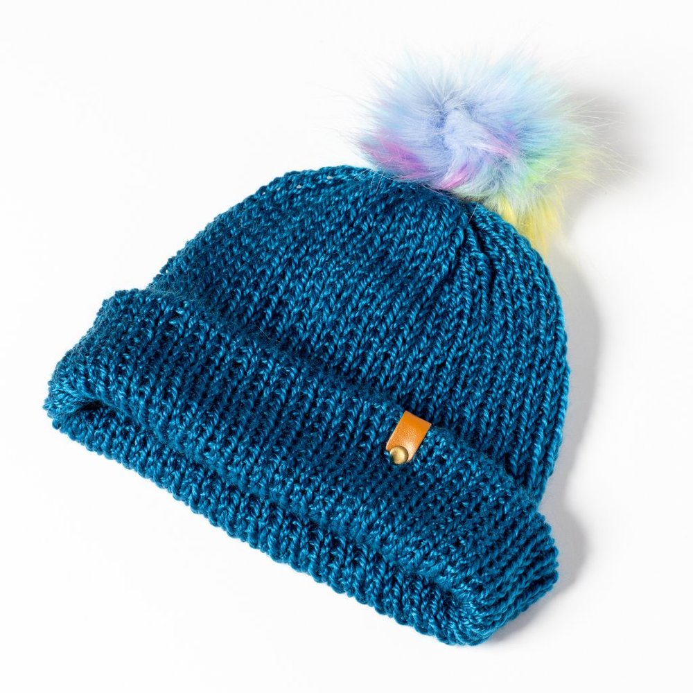 Knit toque - Picture 4 of 6